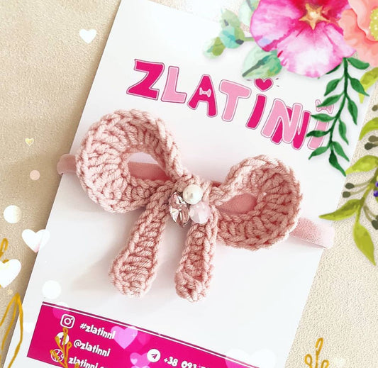 Crochet bow headband for newborns